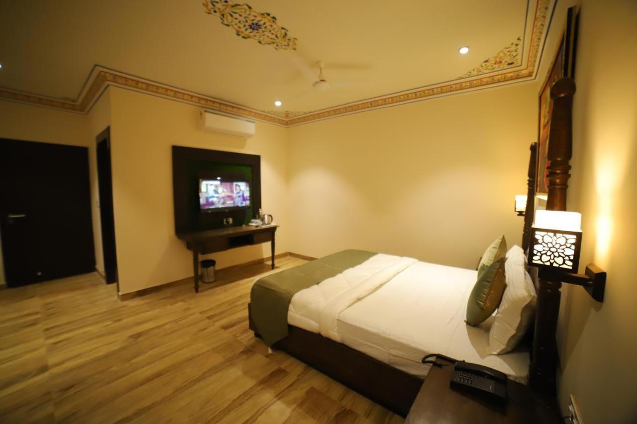The Royal Ville Agra - Family & Corporate Hotel מראה חיצוני תמונה