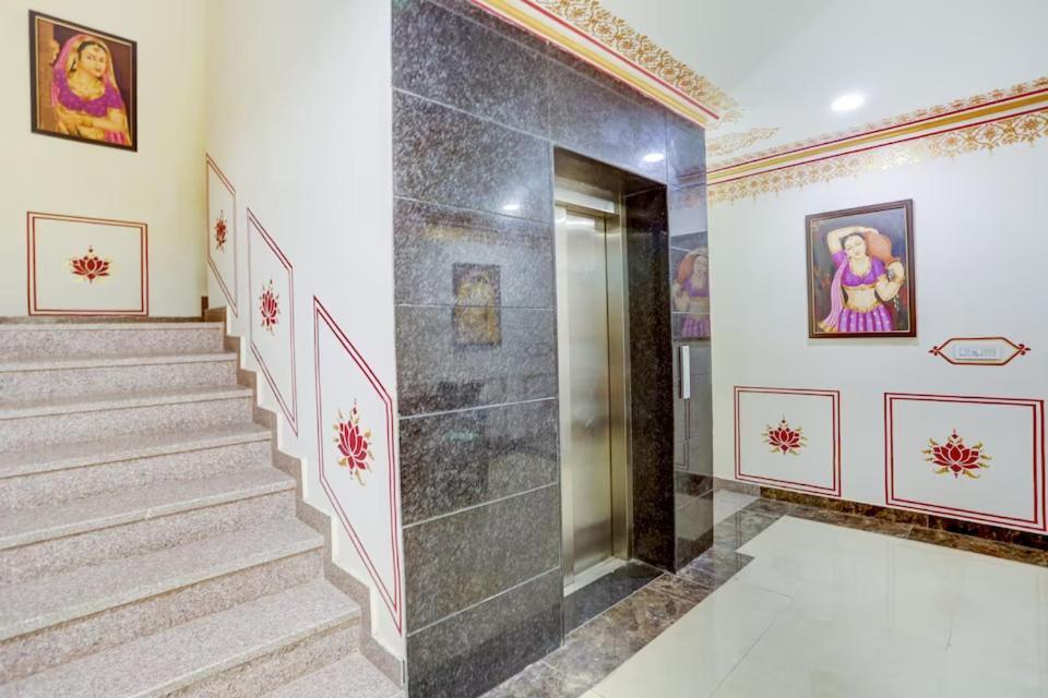 The Royal Ville Agra - Family & Corporate Hotel מראה חיצוני תמונה