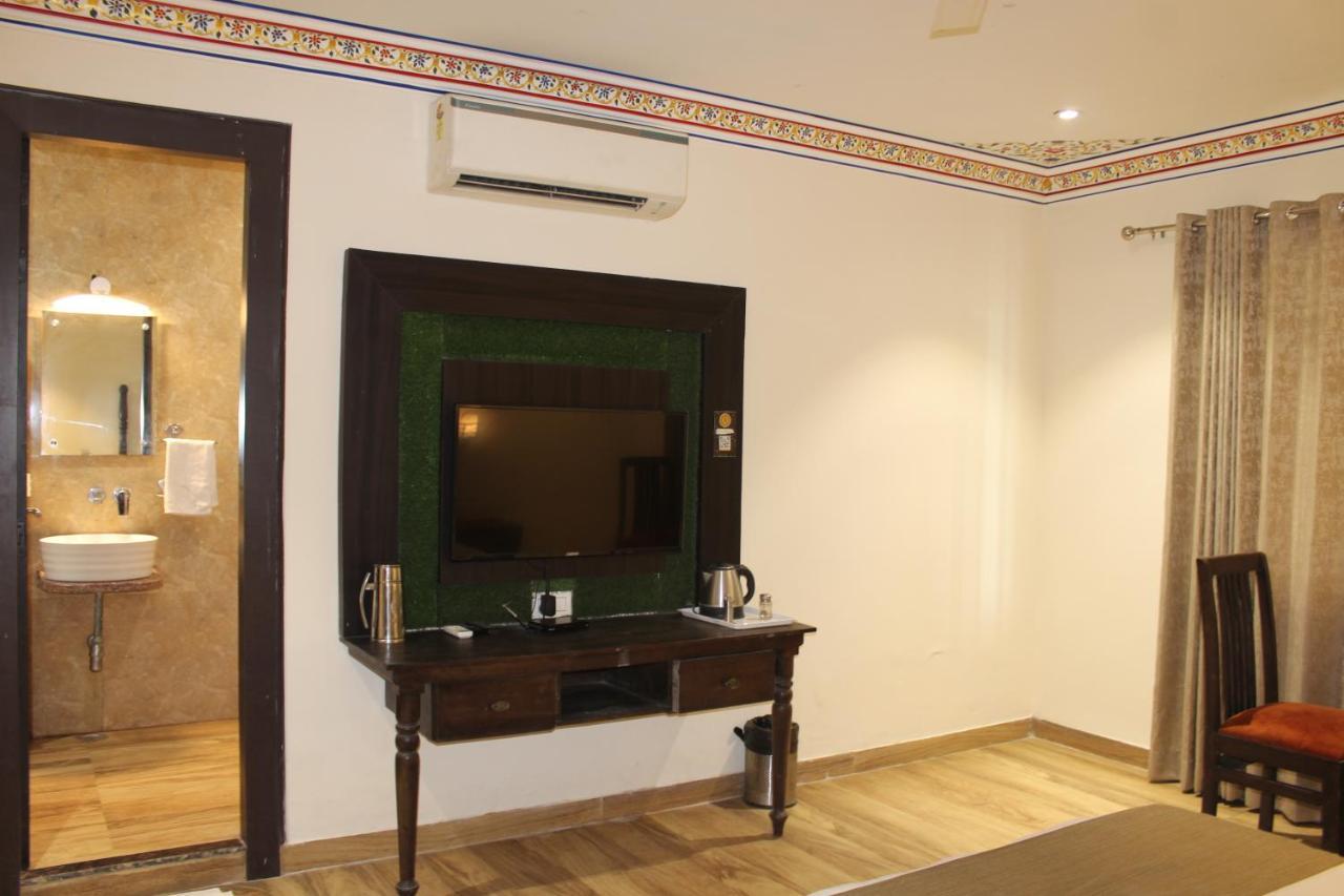 The Royal Ville Agra - Family & Corporate Hotel מראה חיצוני תמונה