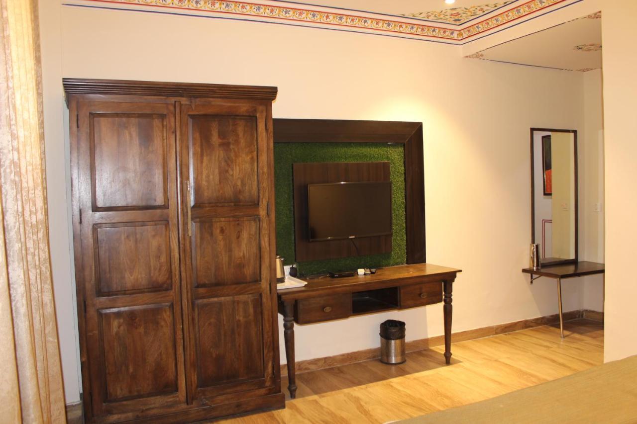 The Royal Ville Agra - Family & Corporate Hotel מראה חיצוני תמונה