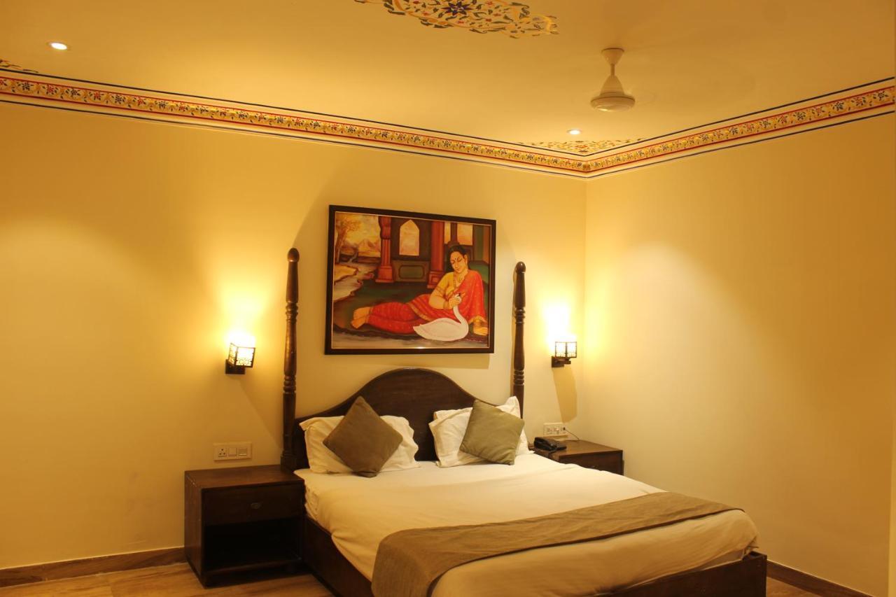 The Royal Ville Agra - Family & Corporate Hotel מראה חיצוני תמונה