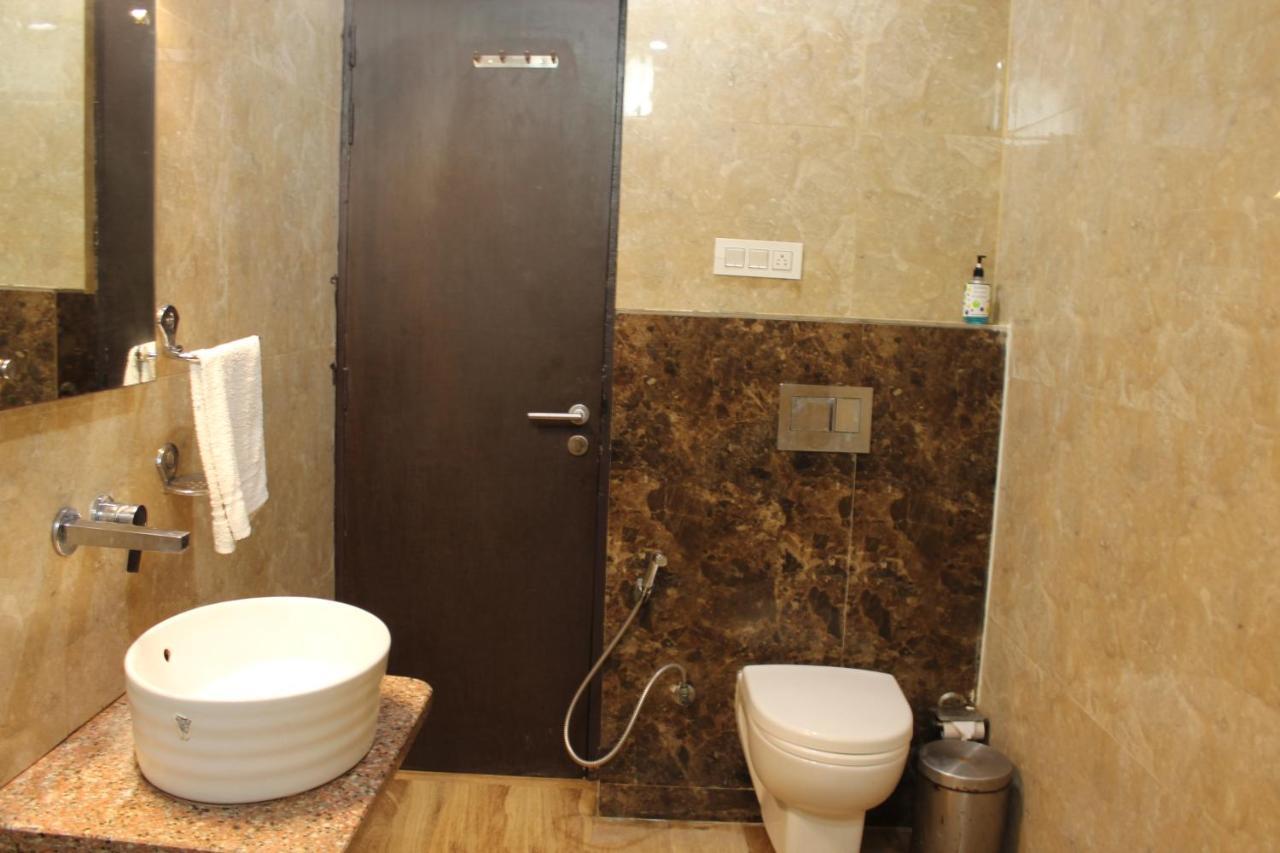 The Royal Ville Agra - Family & Corporate Hotel מראה חיצוני תמונה
