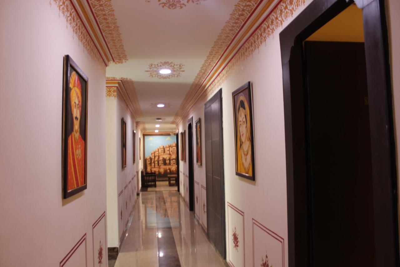 The Royal Ville Agra - Family & Corporate Hotel מראה חיצוני תמונה