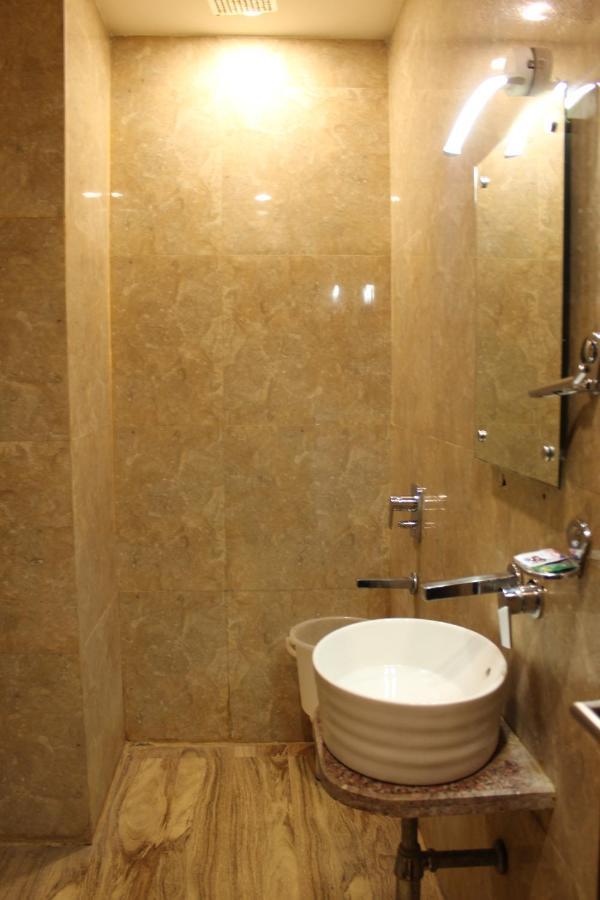 The Royal Ville Agra - Family & Corporate Hotel מראה חיצוני תמונה