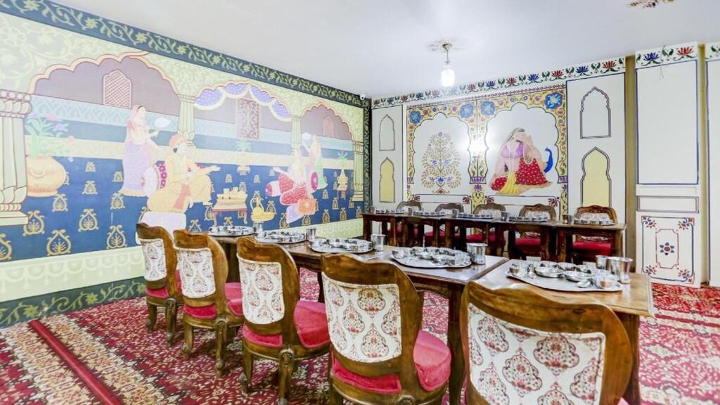 The Royal Ville Agra - Family & Corporate Hotel מראה חיצוני תמונה